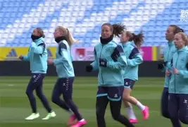 乐鱼体育APP-智利女足队在比赛中展现出团队实力的英文