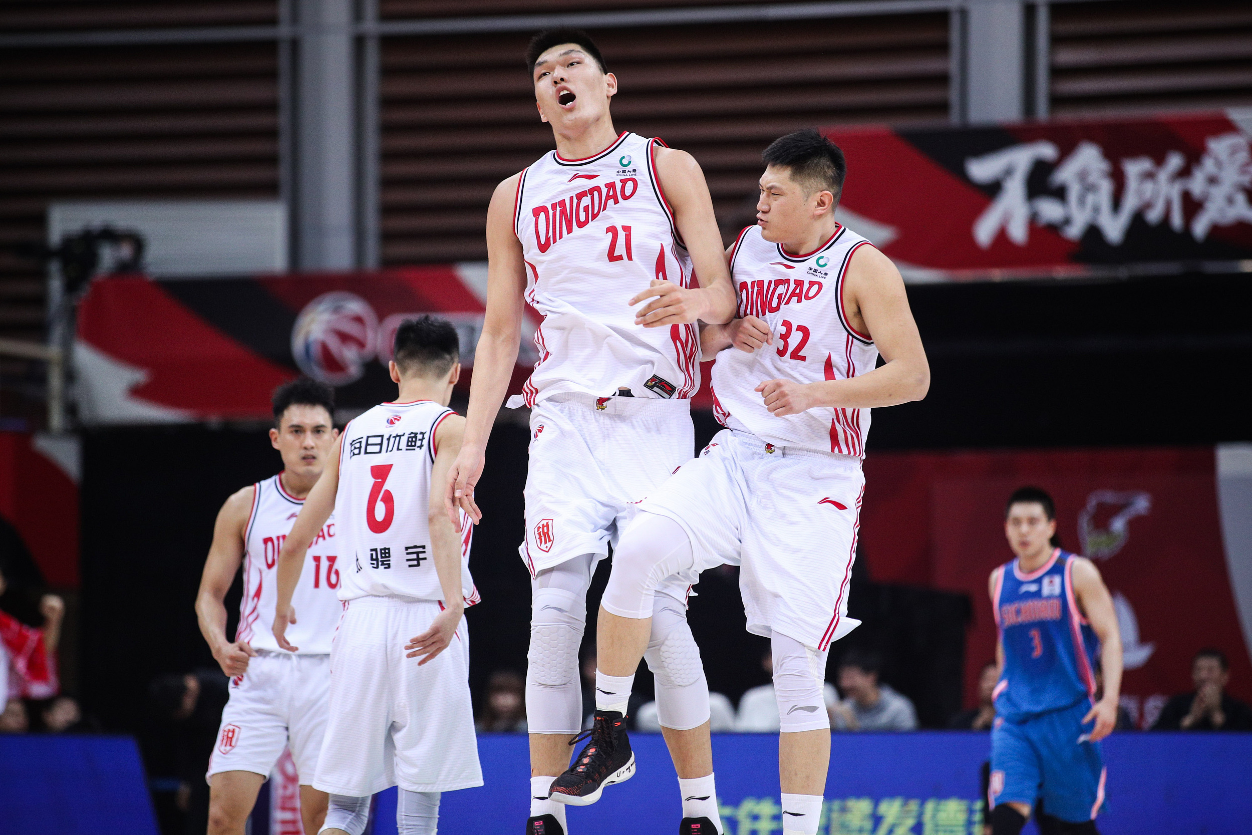 勇士比赛在线直播